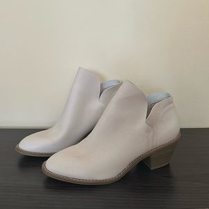 Low-cut Boots Light Brown